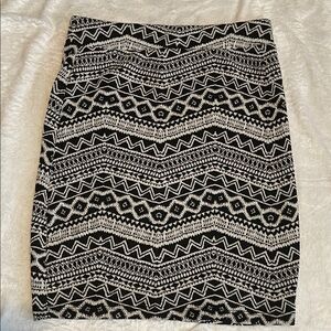 BONGO Black and White Geometric Pencil Skirt